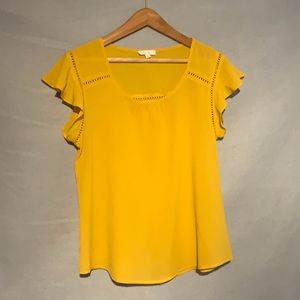 E & M Cute Yellow, Ruffle, cap sleeve top, size L